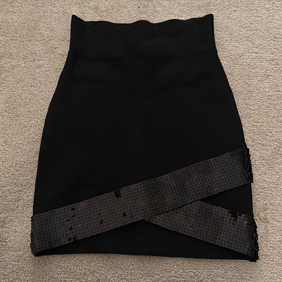 BCBG XS Black Skirt HERVE - Picture 1 of 4